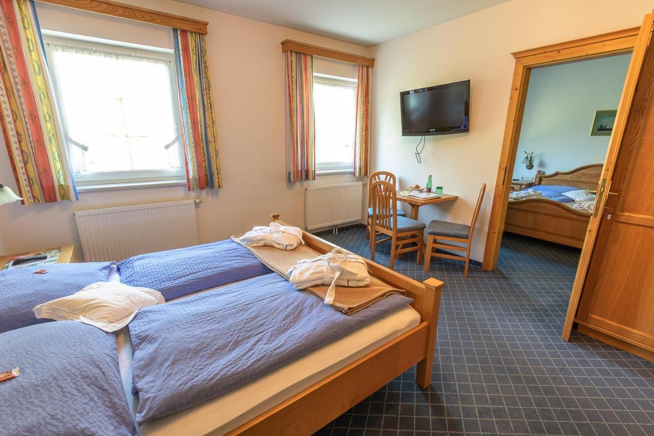 Hotel - Pension Scheiblechner Göstling an der Ybbs Esterno foto